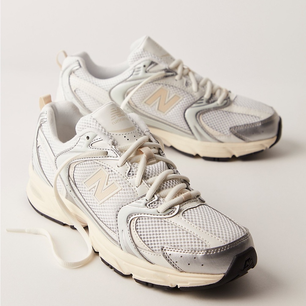 New Balance 530 Sneakers Silver Metallic Linen Free People